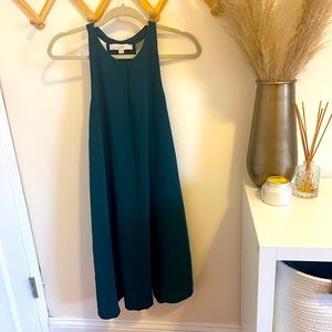 Chic emerald green swing dress from the LOFT, size Medium (fits like a 12).